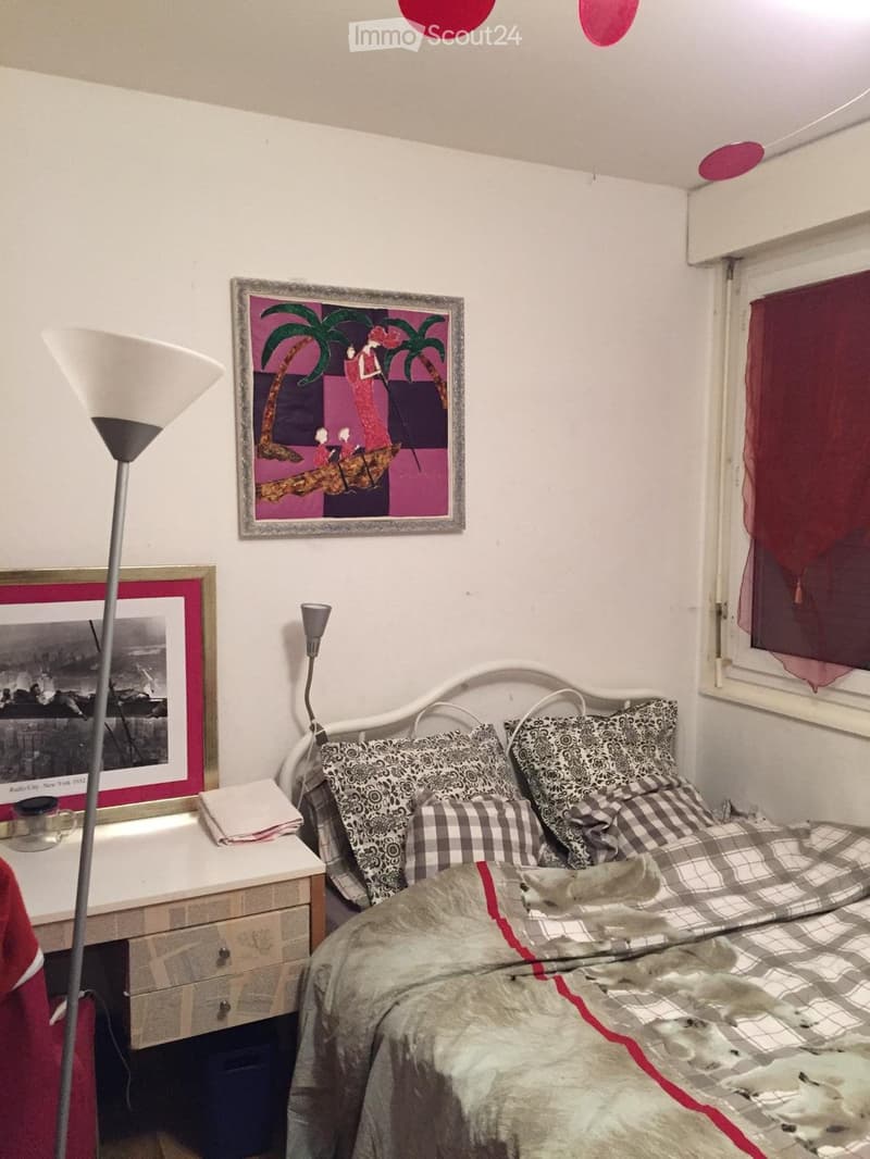 Chambre dans appartement de 6 pieces (3)