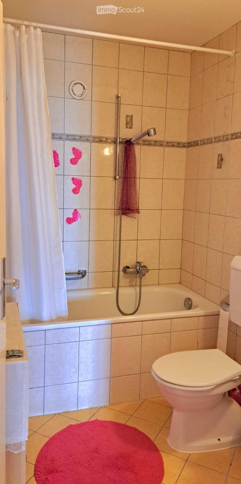 Jolie chambre meublée à louer de suite ou à convenir (3)