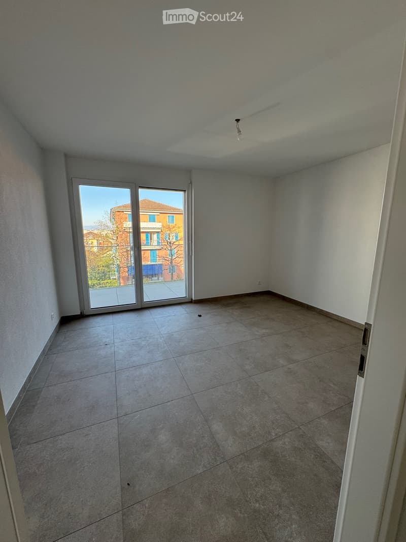 2.5 pièces avec balcon  Disponible de suite (4)