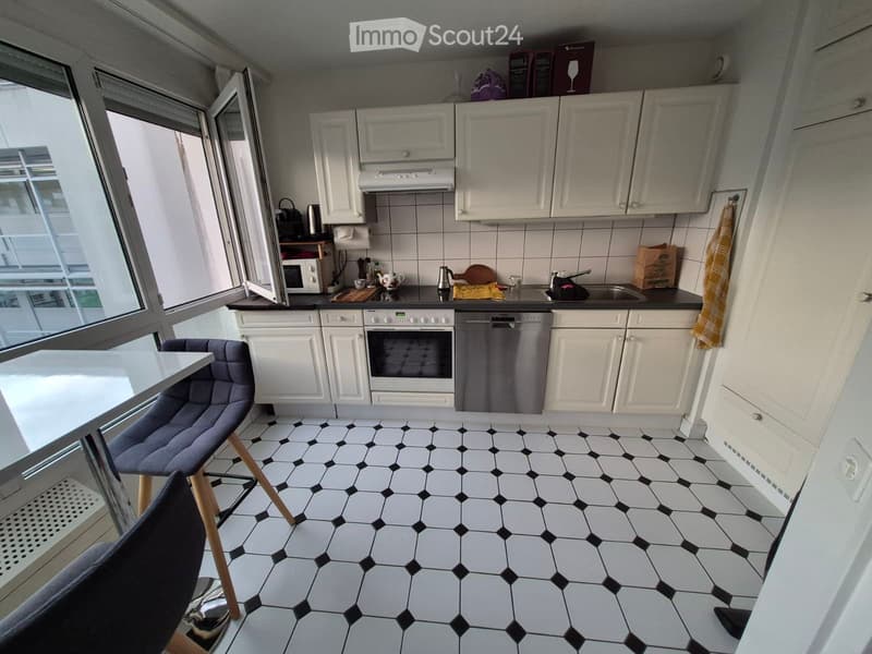 Bail à reprendre. Très bel et grand appartement de 5 pièces (4)