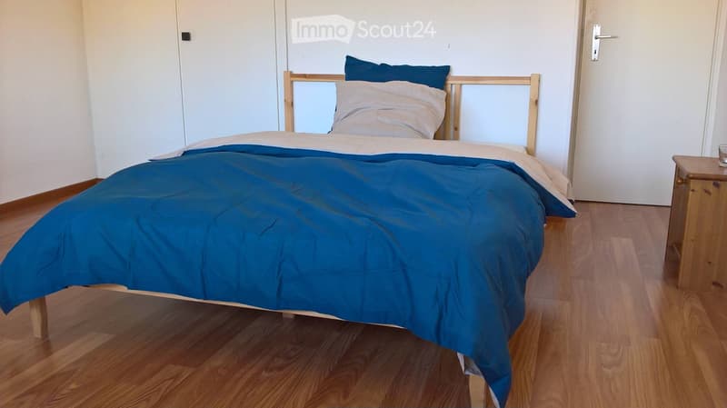 1 chambre à sous-louer dans un appartement de 3.5 pièces. (1)