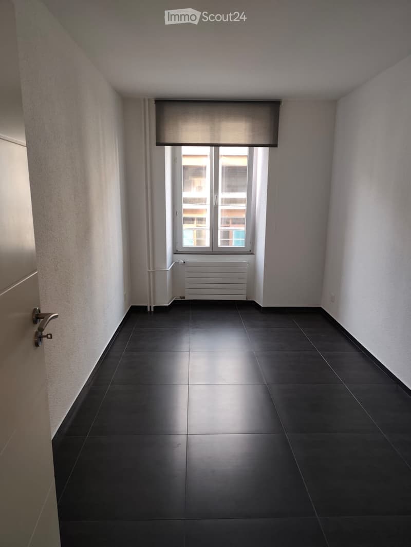 App. de 4 pcs en ville de Neuchâtel : libre dès le 1.9.2026 (4)