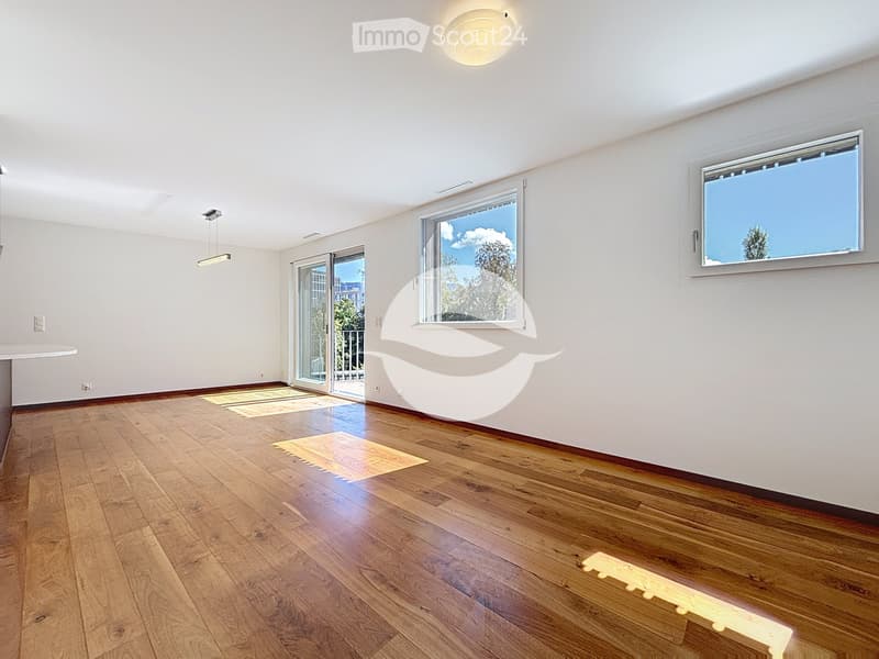 BEL APPARTEMENT AVEC BALCON , ACCÈS JARDIN COMMUN (5)