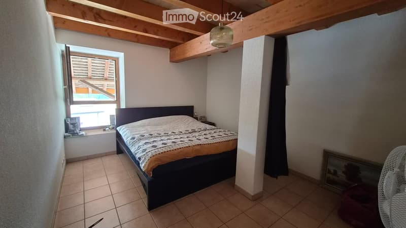 Charmant 3.5 pièces de 120 m² à Éclagnens grand balcon calme (4)