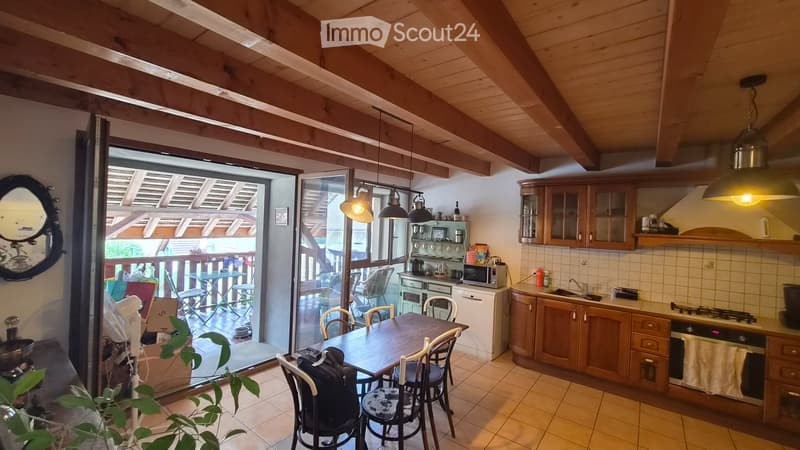 Charmant 3.5 pièces de 120 m² à Éclagnens grand balcon calme (3)