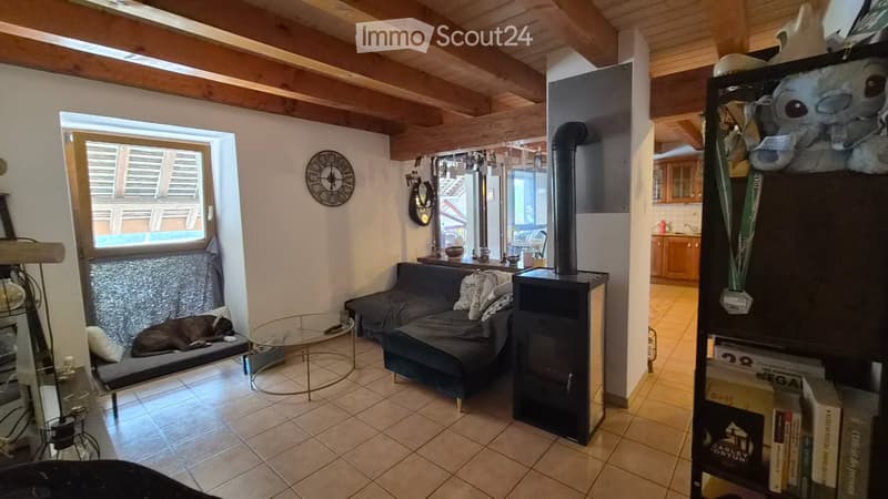 Charmant 3.5 pièces de 120 m² à Éclagnens grand balcon calme (5)