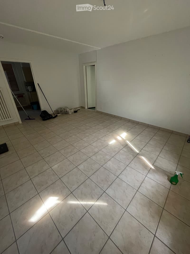 Appartement à louer à Môtiers (3,5 pièces) (2)