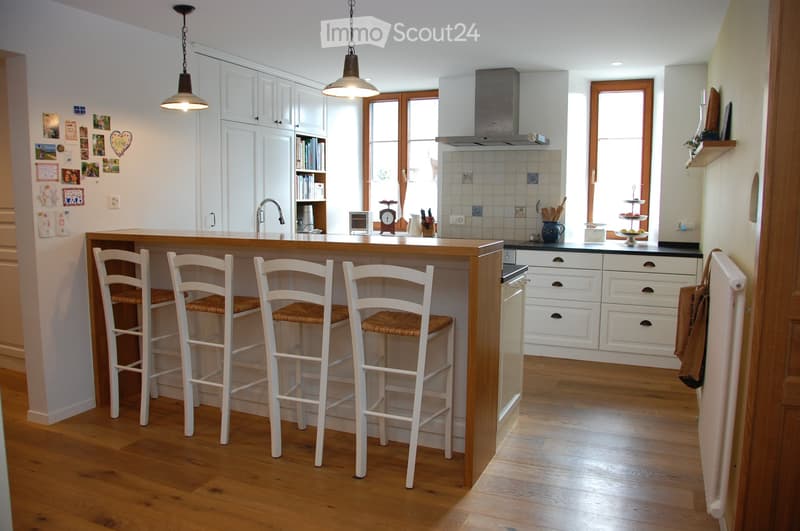 Magnifique appartement duplex avec cachet en reprise de bail (2)