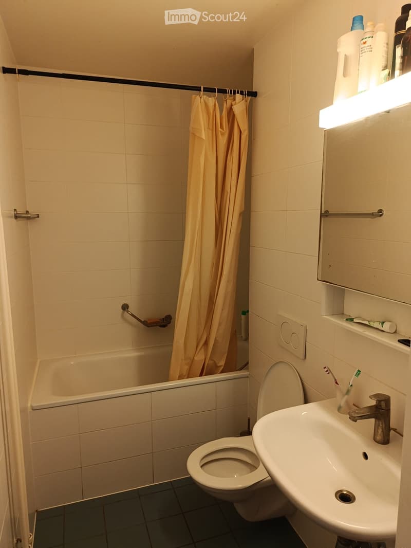 Chambre avec petit salon VIP (2)