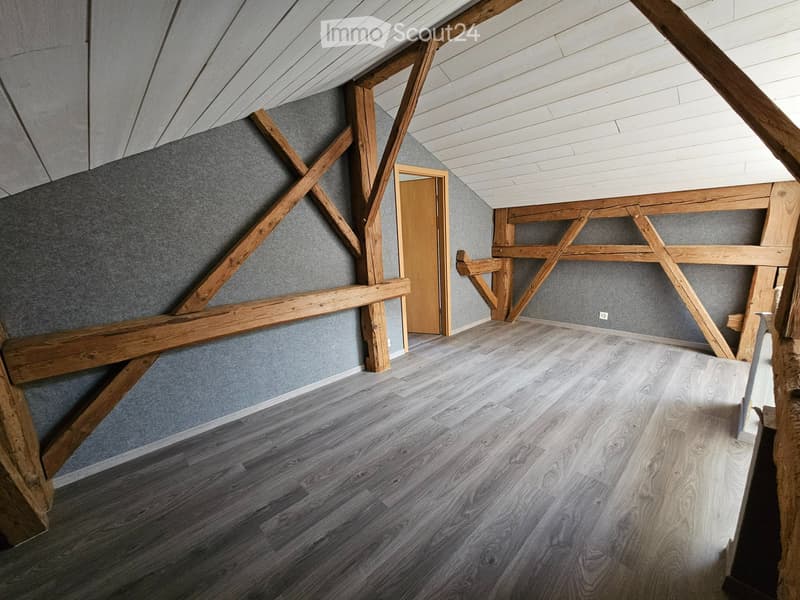 Charmant duplex de 5.5 pièces à Les Bois (3)