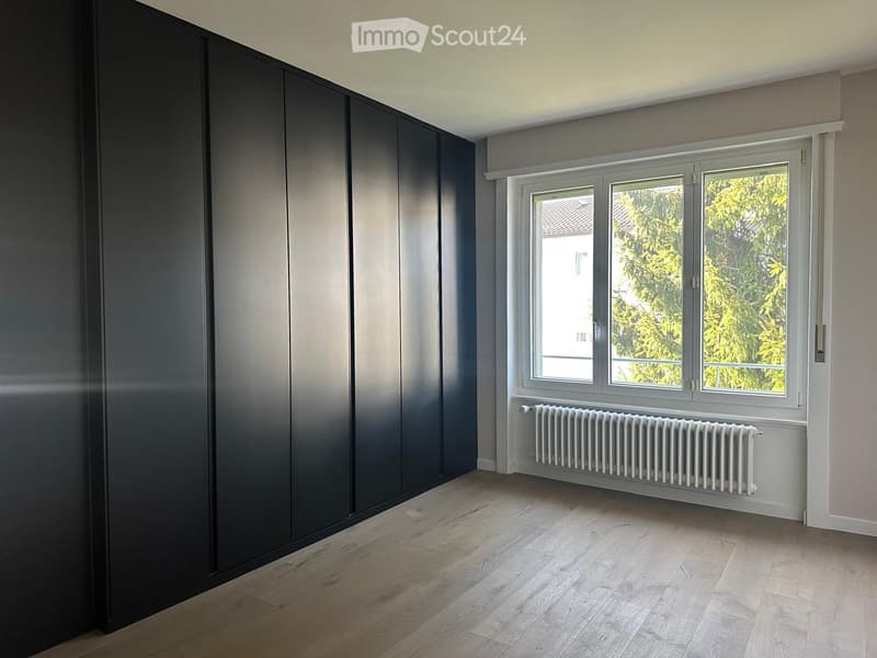 Luxueux appartement de 2,5 pces (1)