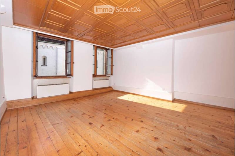 Appartement de 5 pièces en triplex de 140 m2 (1)