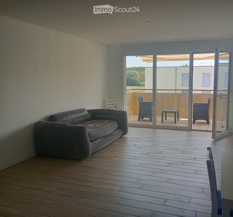 Wunderschöne 2.5 Zimmer Wohnung zu vermieten (5)