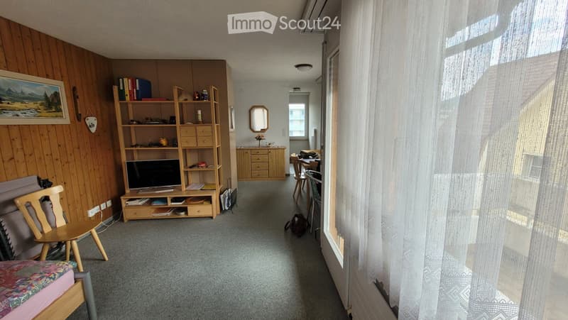 Zentrale 1.5-Zimmer-Wohnung mit Balkon (5)