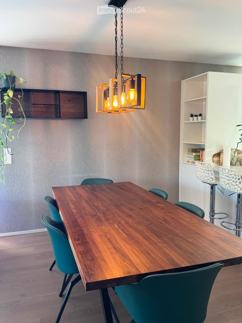 Fully furnished 3 bedroom apartment, 5200 CHF including all (3)