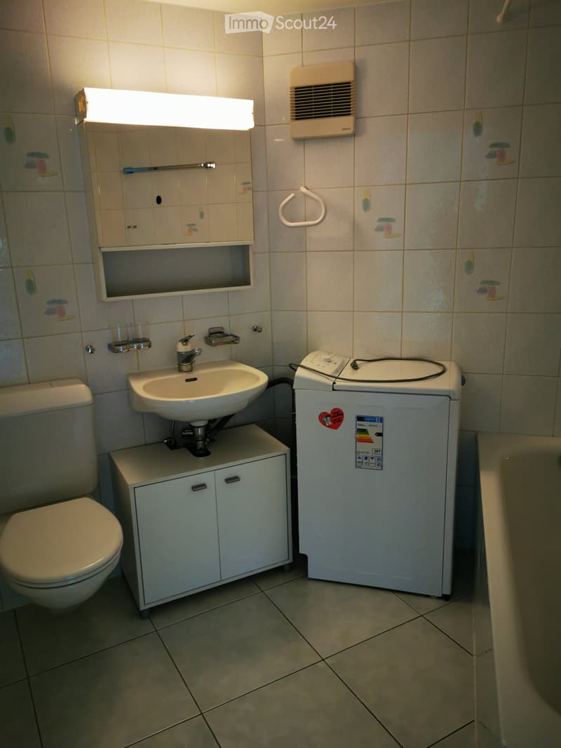 Studio (1.5 Pièces) à Ursy pour 1 personne / non fumeur (2)