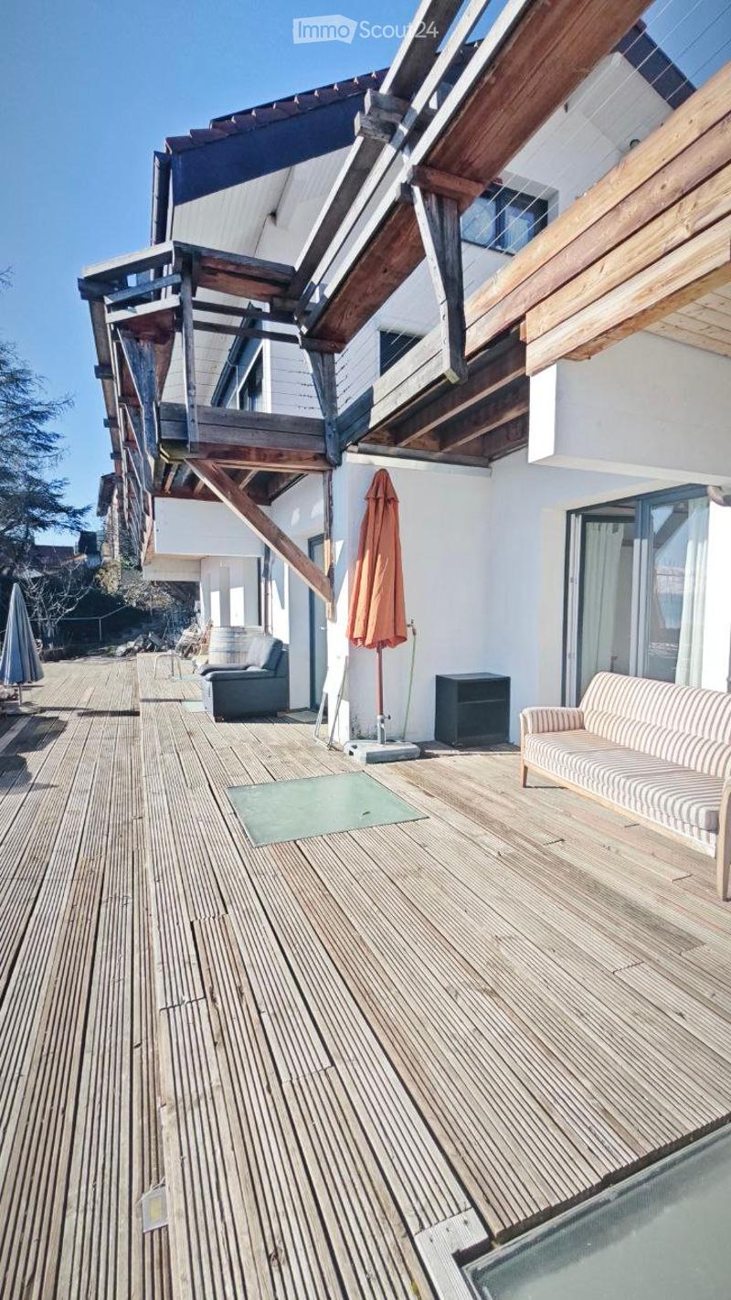 Une chambre se libère à Grandvaux, vue sur le lac (1)