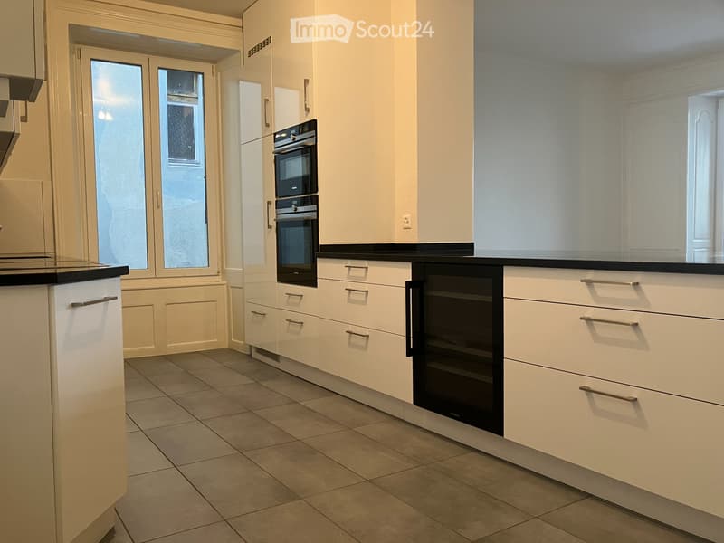 Appartement de 4,5 pièces, 160m2, avec cachet à St-Aubin NE (2)