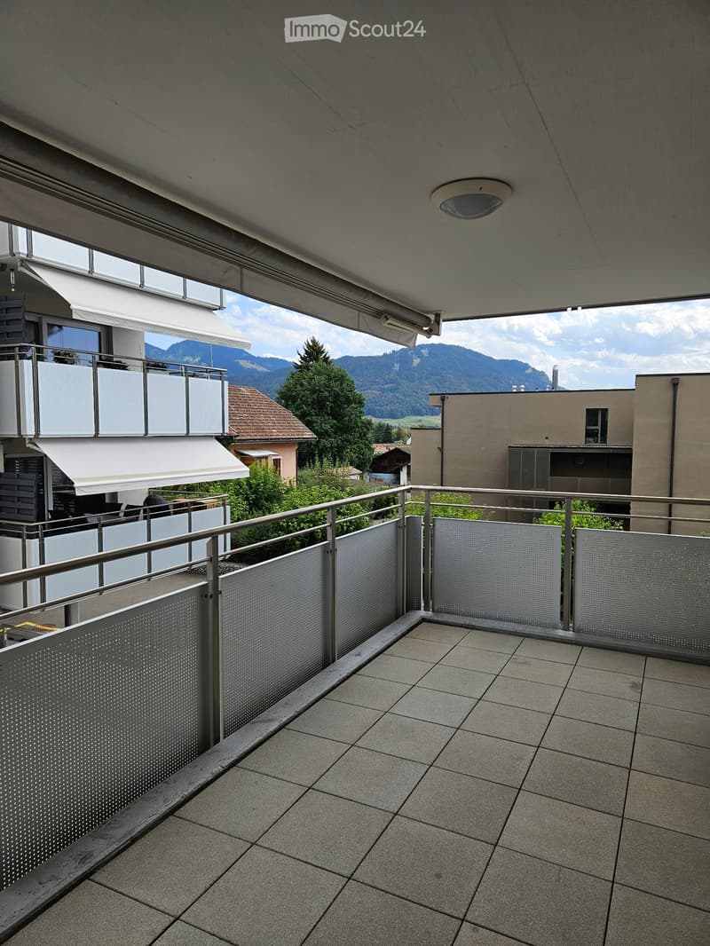 A Louer - Appartement 2,5 pièces Châtel-St-Denis centre (4)