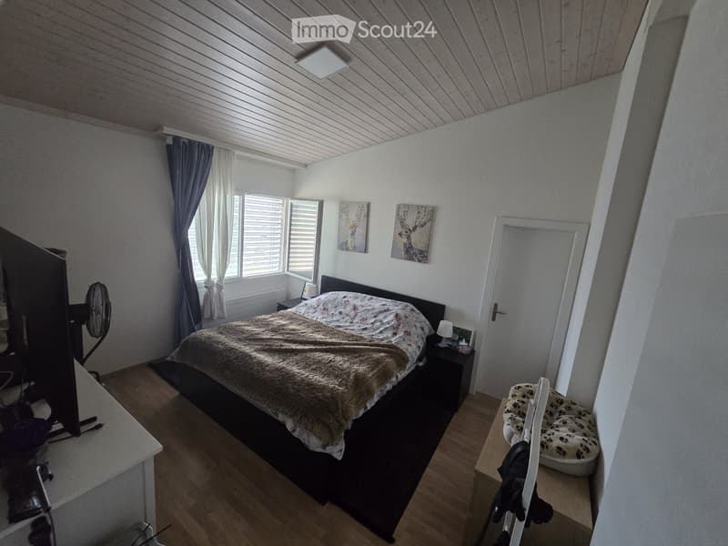 Bel appartement en attique 3.5 pièces pour le 1er novembre (3)