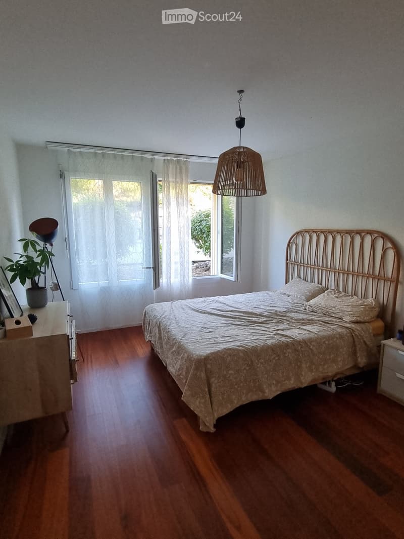Bel appartement de 4,5 pièces avec terrasse et jardin (7)
