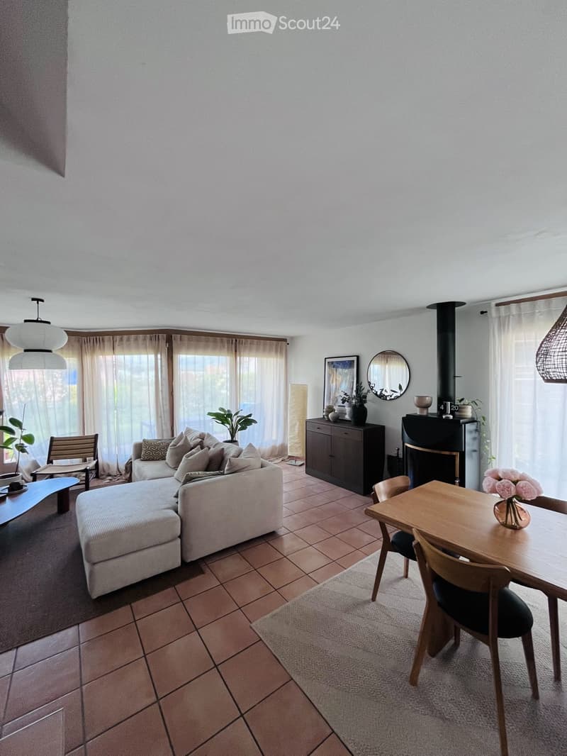 Spatieuse villa jumelle dans un endroit calme (1)