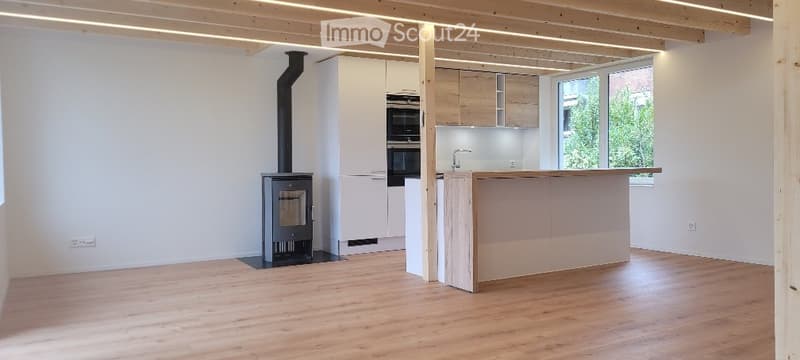 Splendide 3 pièces rénové avec mezzanine à La Neuveville (4)