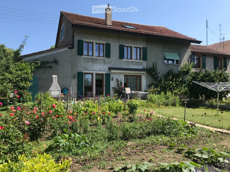 Appartement triplex de 5 pièces et jardin à 1304 Senarclens (2)