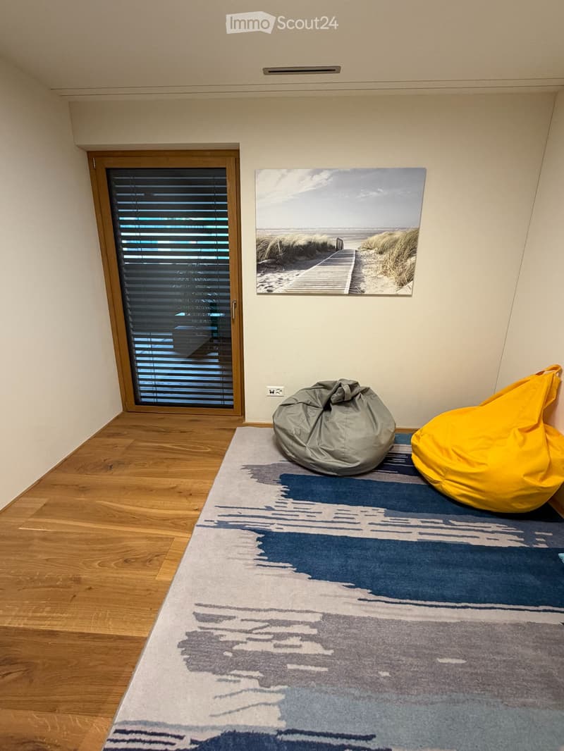 Exklusive 4.5-Zimmer-Familienwohnung mit Seesicht (3)