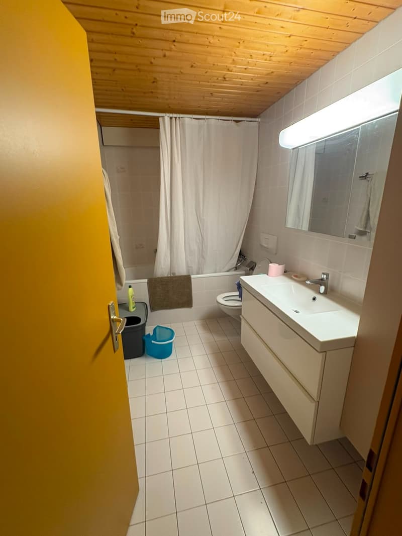 Appartement lumineux de 3.5 pièces avec balcon à Gland (5)