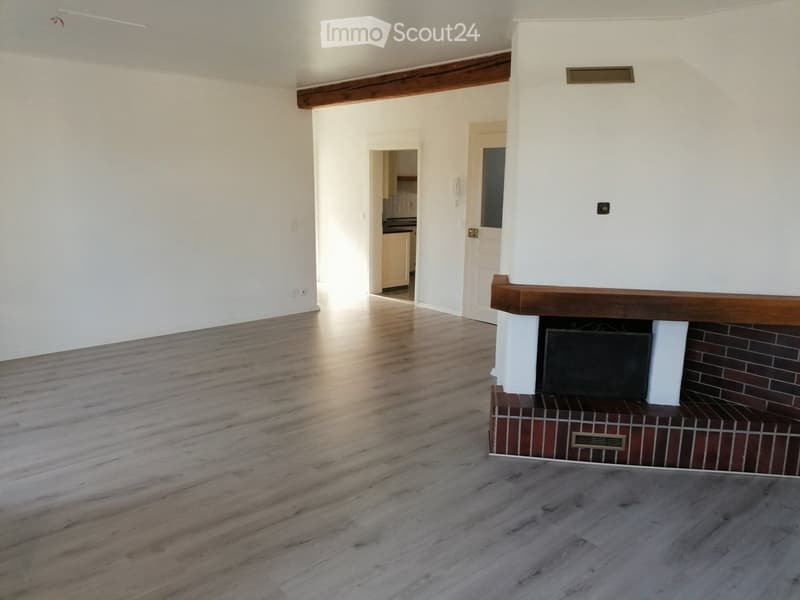Le Landeron - 4.5 pièces 90 m², cheminée et parking compris (1)