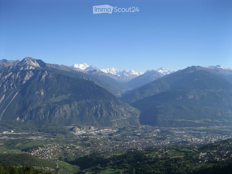 Chaleureux 2.5 pièces avec balcon plein sud Vue panoramique (1)