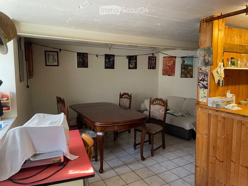 Appart 2 pces au 2e + cantine&cave au rez + parc + potager (4)