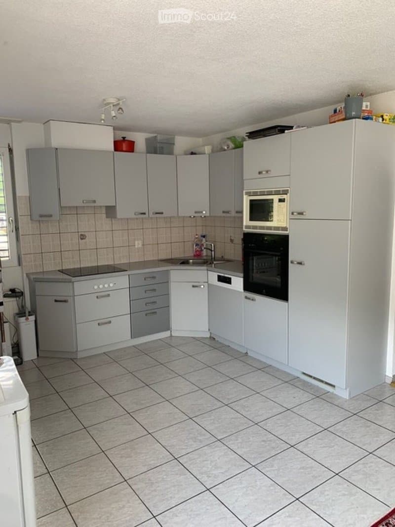 Charmante 3-Zimmer-Wohnung in Herbetswil (2)