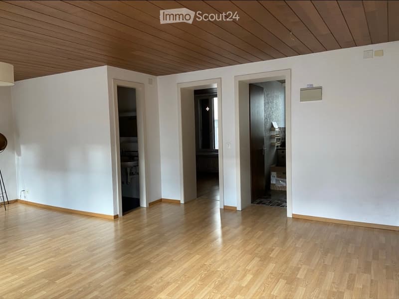 Charmant appartement de 2,5 pièces au coeur de Neuchâtel (3)