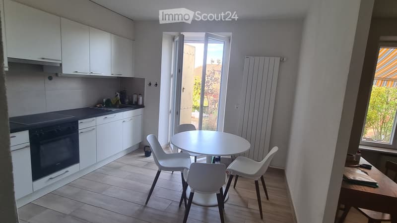 Joli appartement 2.5 pièces avec jardin (1)