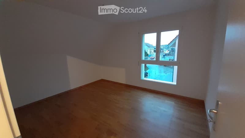 Bel appartement de 4.5pièces à Froideville (3)