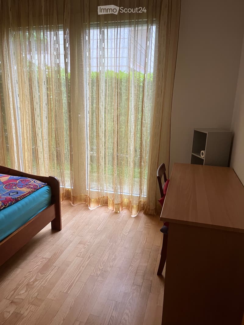 Belle chambre à louer à Rolle (2)