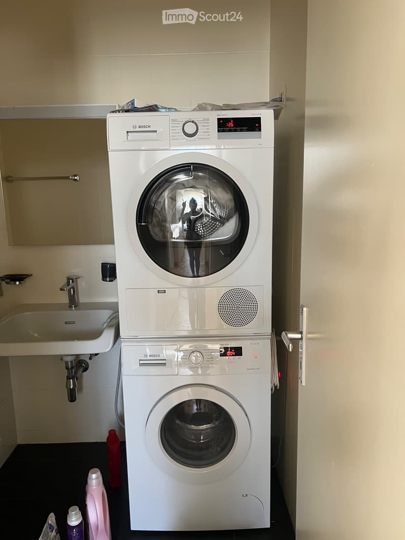 LEASE TAKEOVER Exceptional 5-Room Apartment /Eaux-Vives (2)