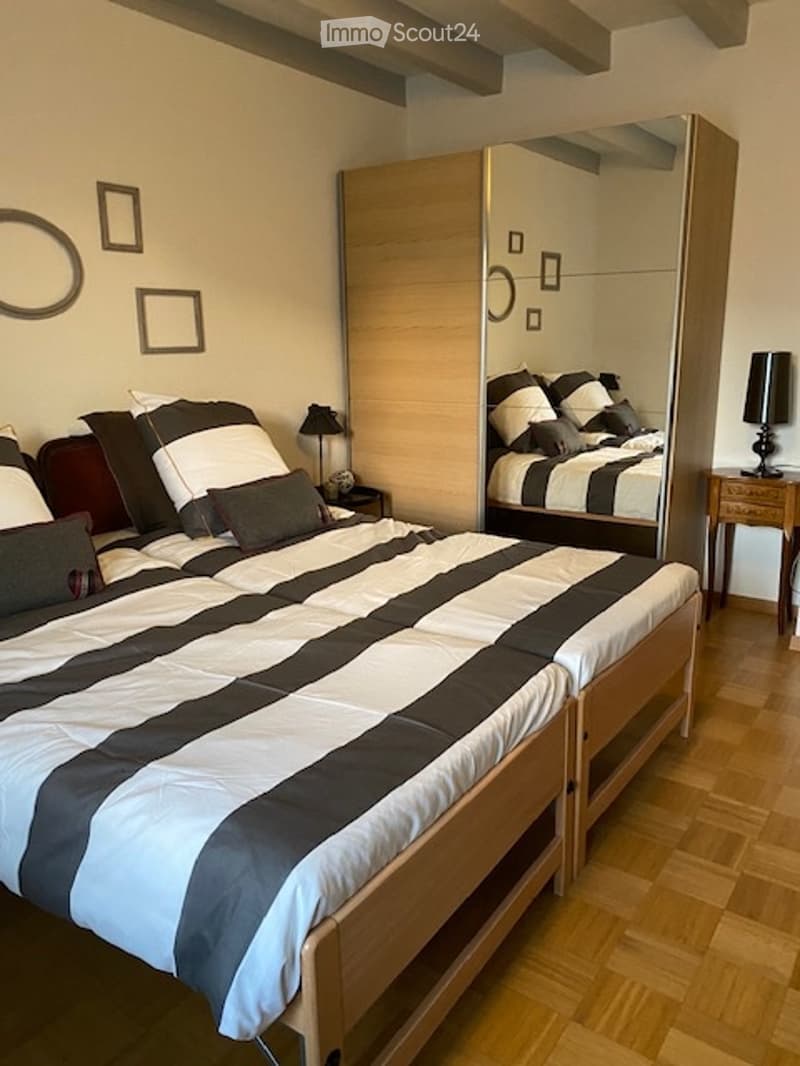 Chambre meublée avec salle de bain privé et place de parking (1)