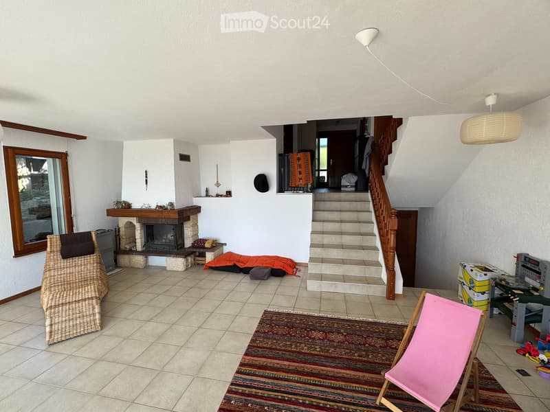 Magnifique maison familiale mitoyenne (3)