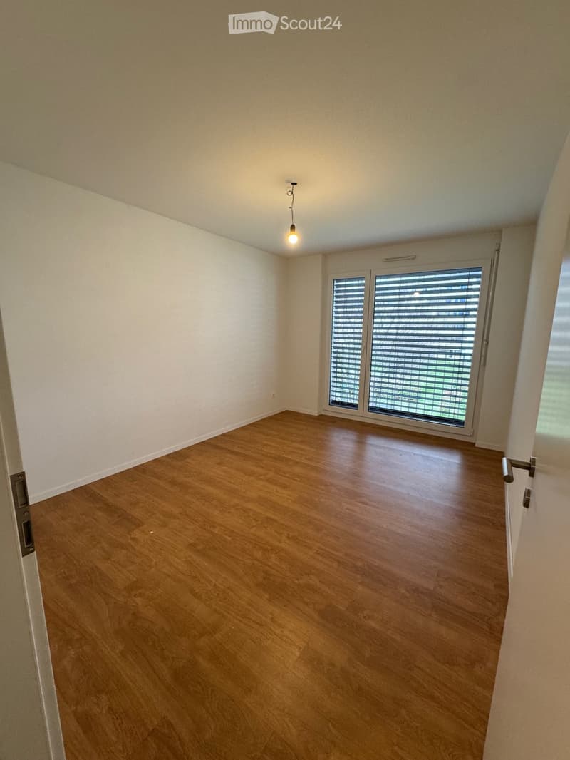 Appartement 2.5 pièces lumineux  Aigle (4)
