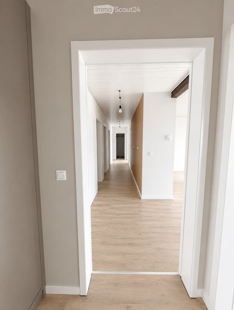 3.5-Zimmer-Terrassenwohnung mit 88 m² Terrasse & Weitsicht (3)