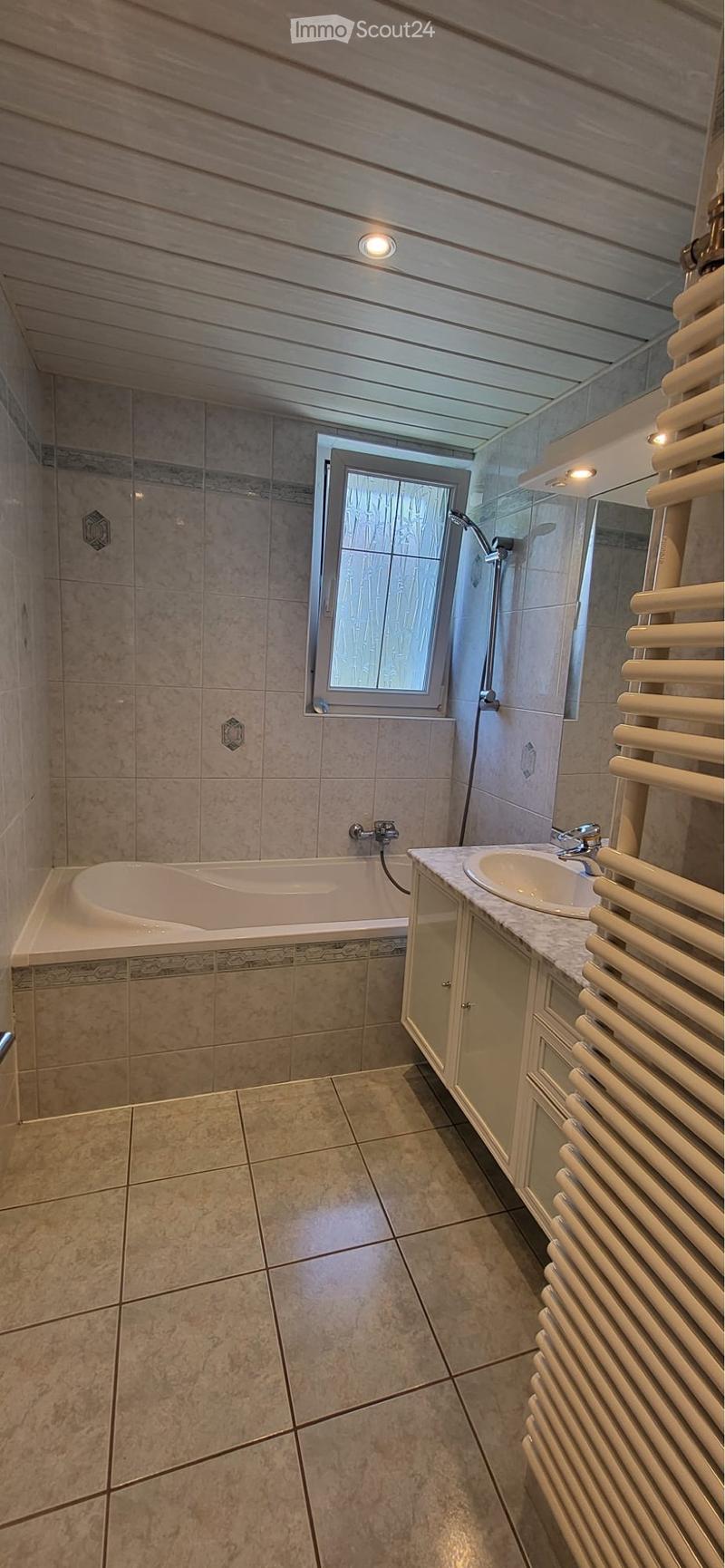 Charmant appartement 3,5 pièces avec vue (5)