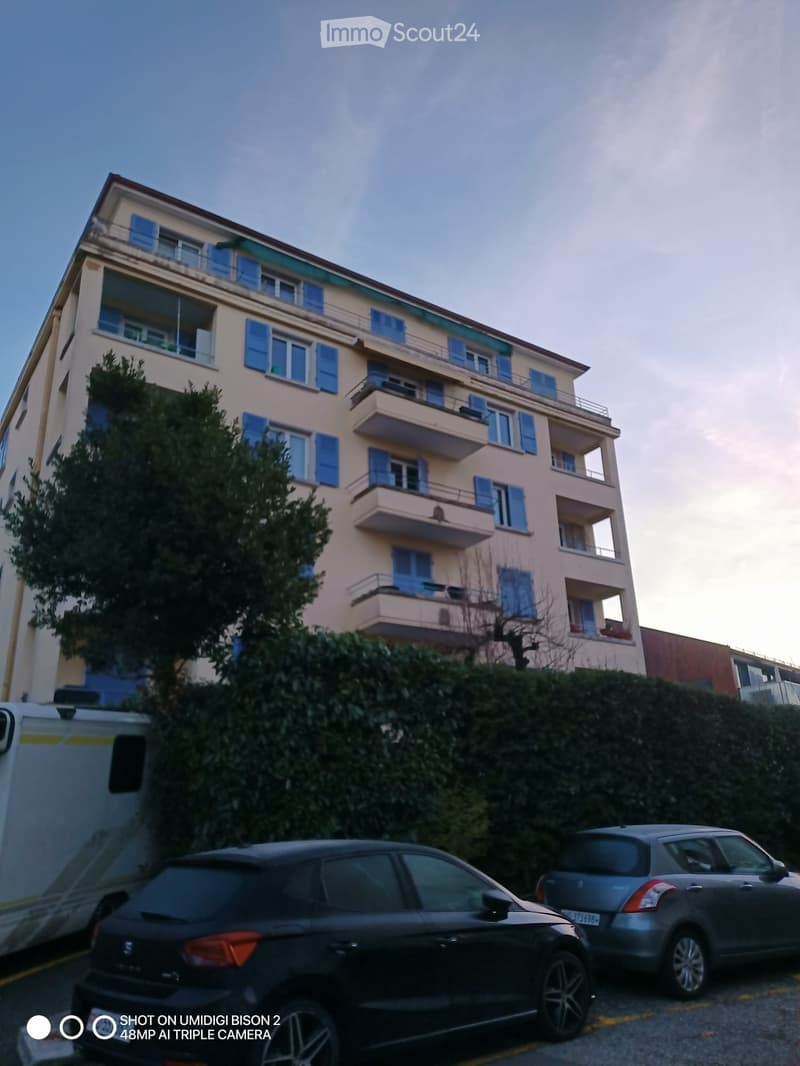 Chambre meublée avec balcon privatif à Renens  CHF 720. TC (5)