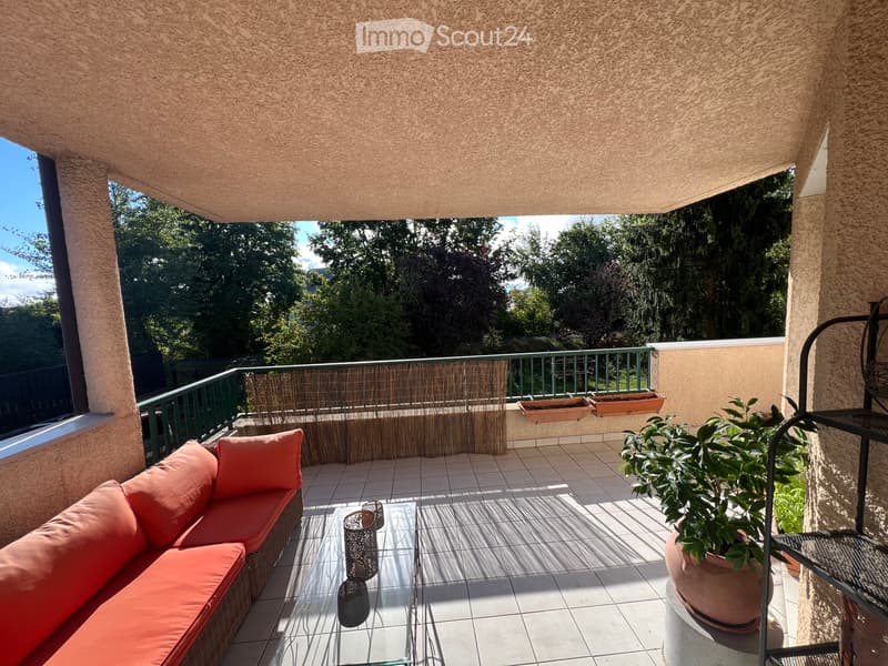 Bel appartement à louer à Divonne (1)