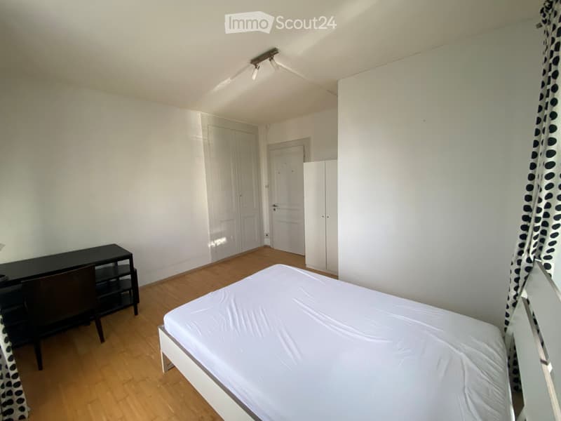 Chambre meublée en location dans une maison (3)