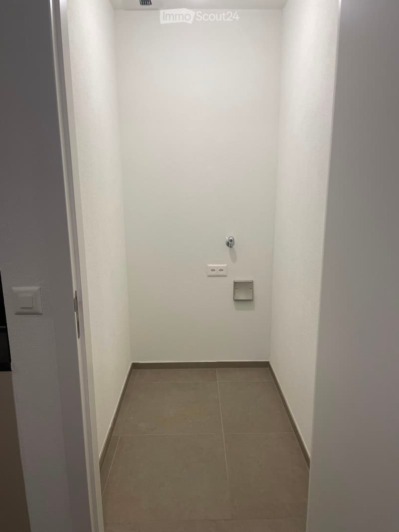 Magnifique appartement 2.5 pièces avec loggia (5)