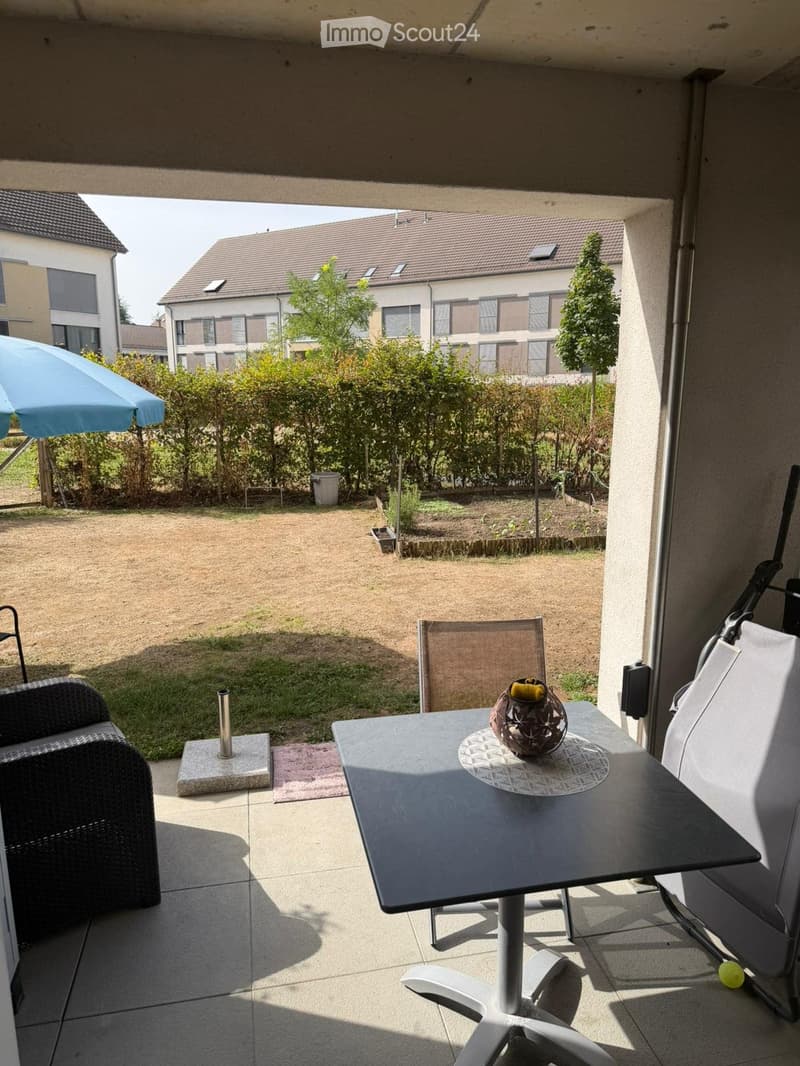 Grand appartement à louer avec place de parc intérieure (4)