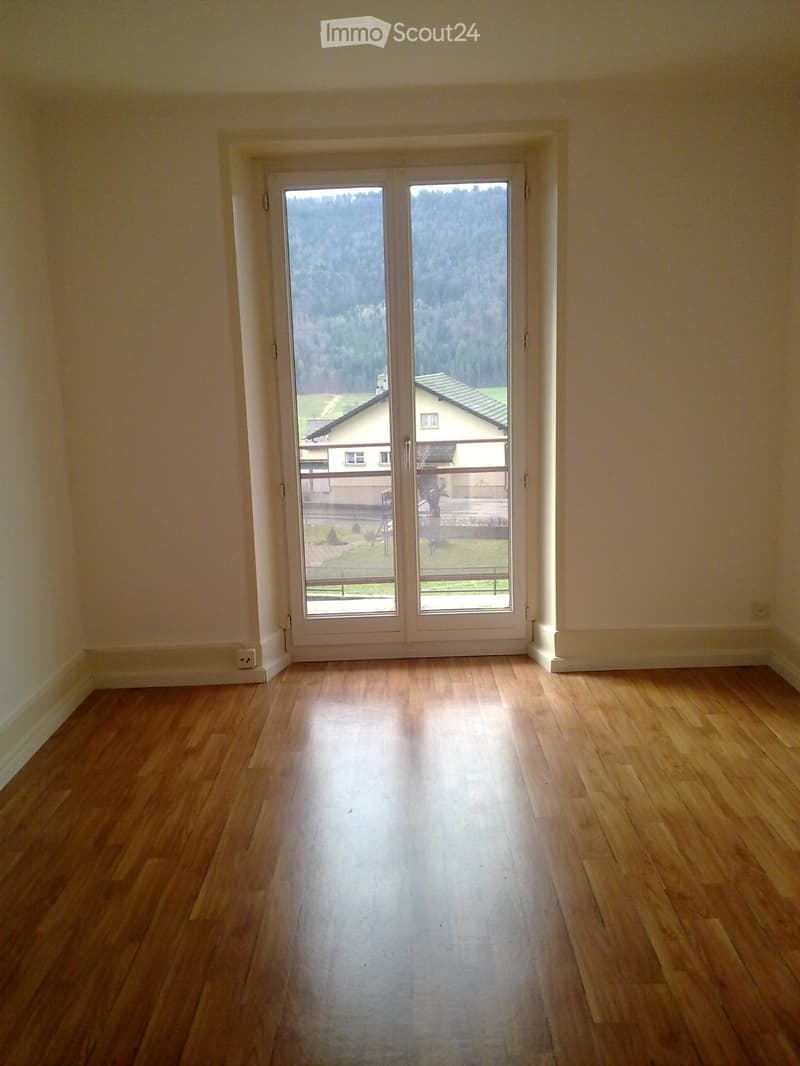 Appartement de 4 pièces - balcon - vue - garage (3)